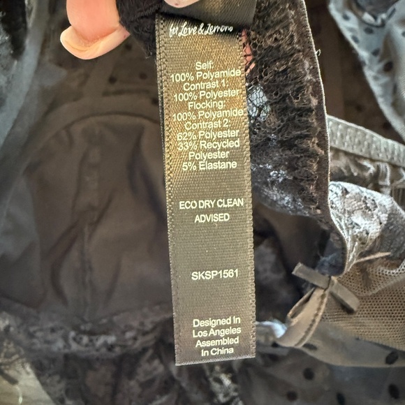 New! FOR LOVE & LEMONS Delicate Lace Long-Sleeve Dress 45078 - Picture 13 of 14